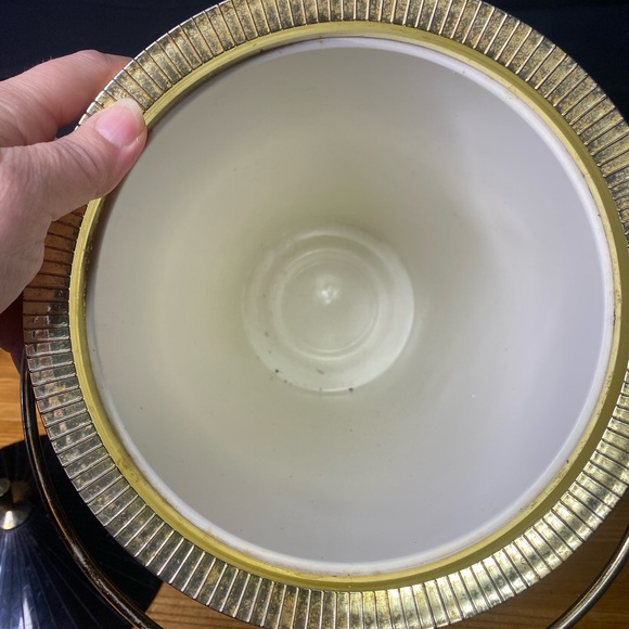 Vintage Lustro Ware MCM 1960’s Large Black Wine/Ice/Champagne Bucket - Picture 4 of 9